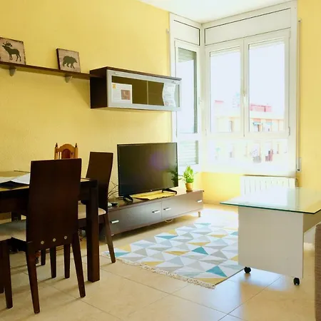 Port Forum Apartment *